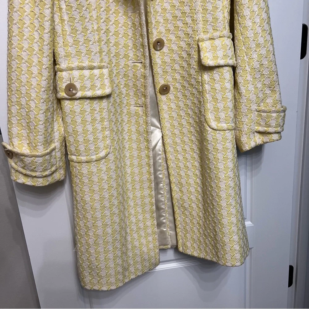 Banana Republic Yellow and White Trench Coat - Picture 3 of 7